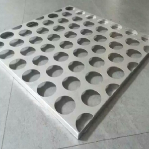 冲孔铝单板